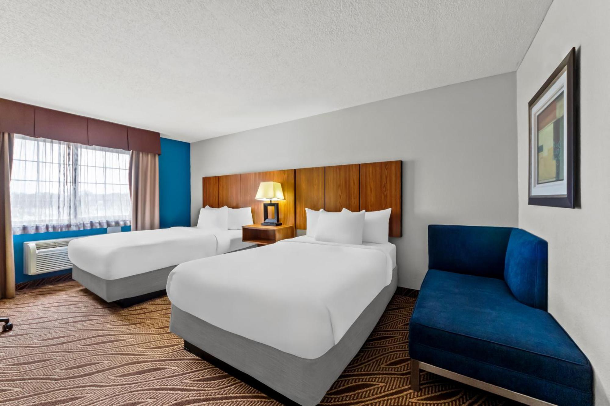 Quality Inn & Suites Airport North - Stone Oak San Antonio Bagian luar foto